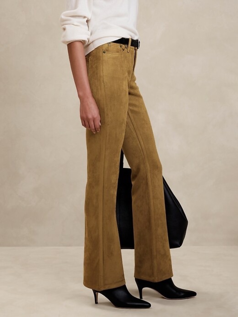 Banana Republic Factory VEGAN SUEDE LOW-RISE BOOTCUT PANT sz 28/6 - Picture 2 of 12